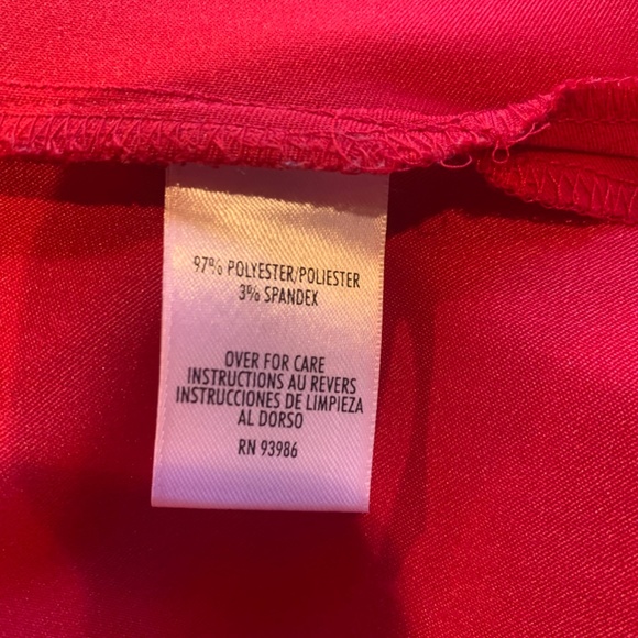 Red blouse - Picture 3 of 5